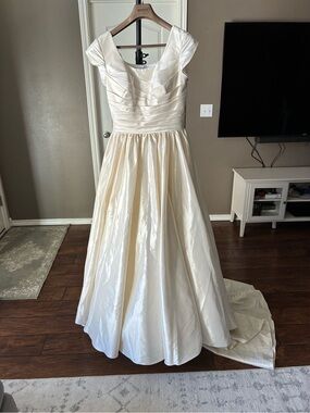 Allure Bridal Wedding Dress